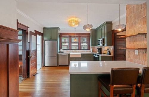 Downtown Vancouver House | Family Friendly Home in the Heart of Downtown