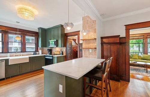 Downtown Vancouver House | Family Friendly Home in the Heart of Downtown