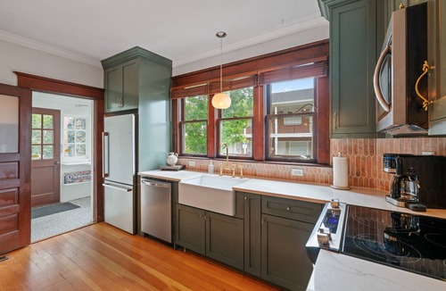 Downtown Vancouver House | Family Friendly Home in the Heart of Downtown