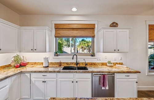 Parkwood Ranch House | Family Friendly! Htd Pool, Air Hockey, View!