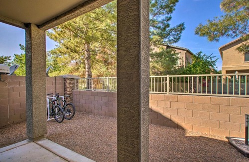 Augusta Ranch House | Family-Friendly Mesa Townhome with Pool Access!