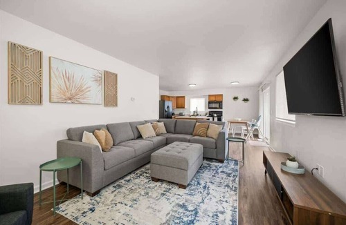 Spokane House | Family Friendly Haven I Renovated & Spacious