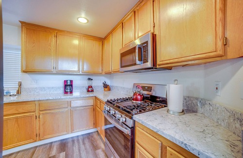 Rubidoux House | Family Home w/Hot Tub! 2 Mi to Dtwn Riverside