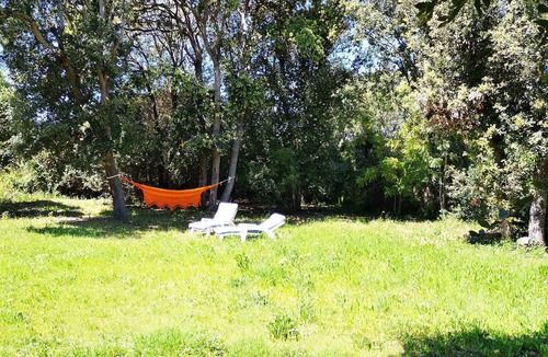 Isolella Villa | Family house direct access to the beach.