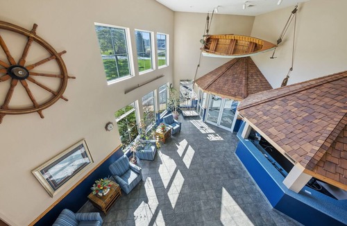 Put-in-Bay Hotel | Family Suite at Bayshore Resort Put-in-Bay