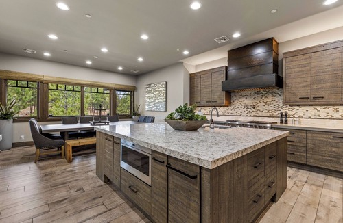 Flagstaff House | Famous Pine Canyon Golf Course Access! Luxury Mountain Retreat