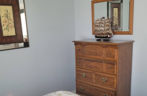 Manchester House | Fantastic Bungalow, Boaters Paradise Ohio River Scenic Byway, 4Br, 1.5 Ba.,