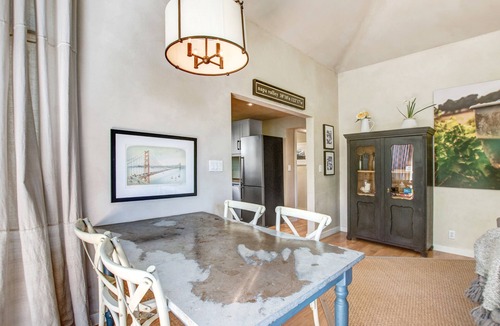 St. Helena Cottage | Farmhouse Cottage on the Valley Floor
