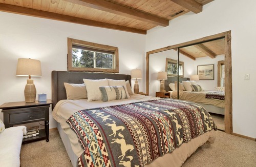 Fawnskin Cabin | Fawnskin Cottage- Adorable Relaxing Retreat Cabin