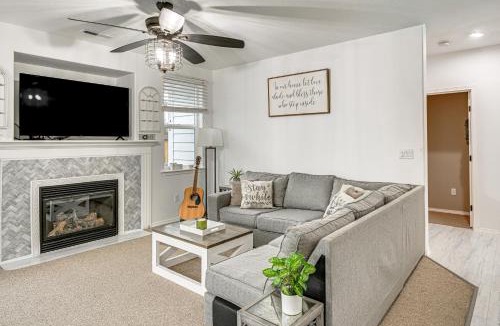 Tri-Cities House | Fenced Yard & Fire Pit! Kennewick Family Retreat