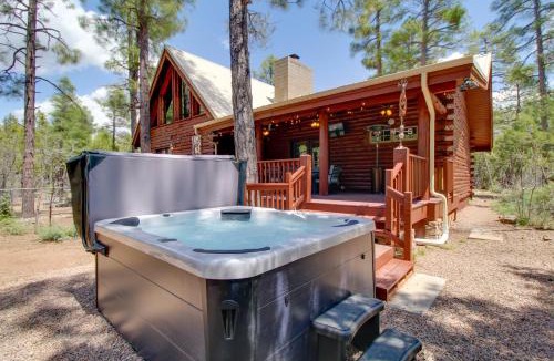 Lakeside House | Fire Pit + Hot Tub: Lakeside Cabin on 2 Acres!