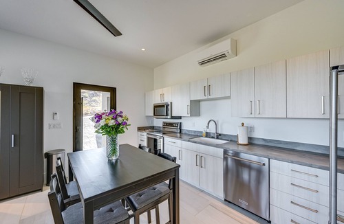 San Tan Valley Apartment | Fire Pit & Views at Peaceful Queen Creek Studio