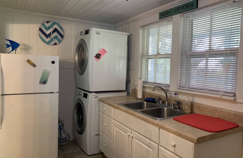 Morehead City House | Fish Tails Cottage walk to the Promise Land Downtown Morehead Waterfront