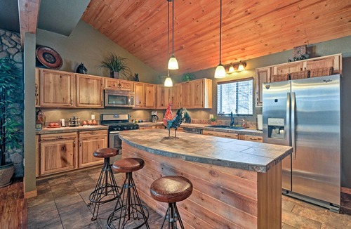 Flagstaff Cabin | Flagstaff Cabin on 5 Acres w/Fireplace & Fire Pit