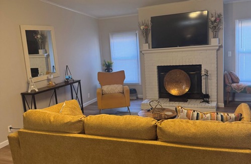 Dale House | Flossies, Perfect Getaway! Jones Island, Beaufort, Savannah and many beaches!