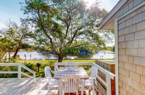 Brigands' Bay House | FOBB282 Studio 54-#282-F