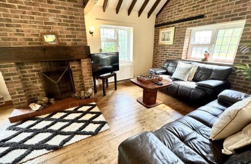 Dibden House | Forest Cottage