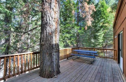 Yosemite West House | Forest Glen