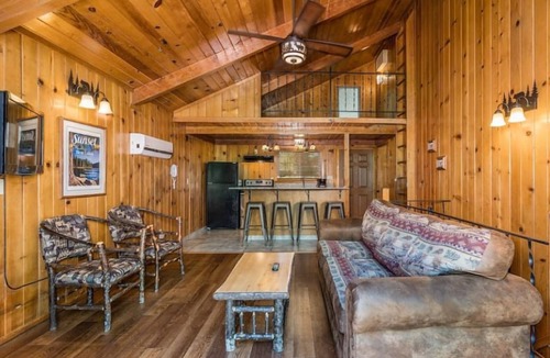 Bass Lake Hotel | Forest Hideaway with Breakfast (Select Stays), Steps to Bass Lake Fun | 3 Units