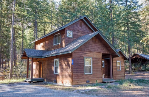 Winthrop Cabin | Forest Meadow Cabin