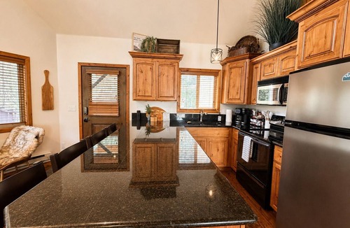 McCall Cabin | Forest Views | King Bed | Fireplace | Pet Friendly