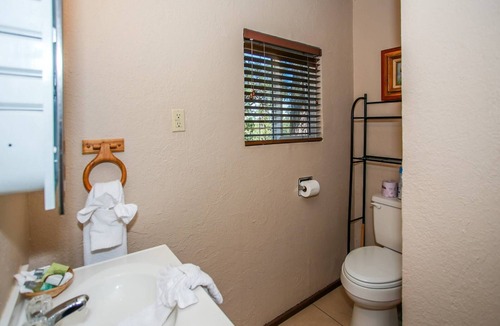 Big Bear Lake Cottage | Fox n Bear Cottages Pet Friendly Sleeps 31