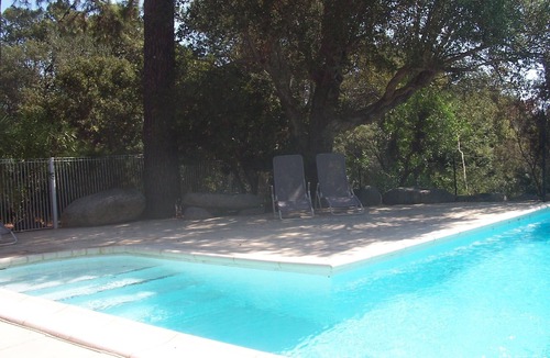 Sainte-Lucie-de-Porto-Vecchio Apartment | Studio upstairs in villa 4 apartments, with large pool, beach walk