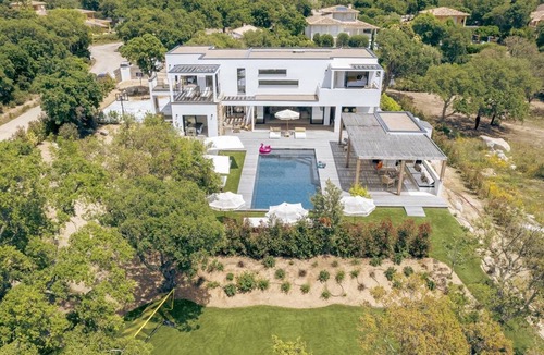Cirendinu House | Villa Bambou. 10 pers, piscine chauffée, 10 mn plage à pieds