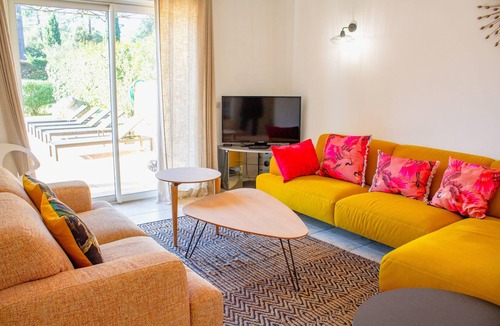 Cirendinu Villa | Villa Ditalina Di Arasu