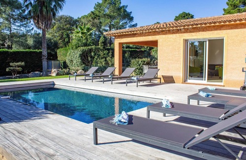 Cirendinu Villa | Villa Belladona Di Arasu