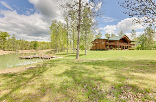 Fraziers Bottom Cabin | Fraziers Bottom Cabin on 800 Acres of Land w/Lake