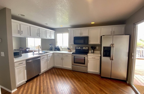 Prides Crossing House | Freshly remodeled 4 bdrm home for up to 8 guests