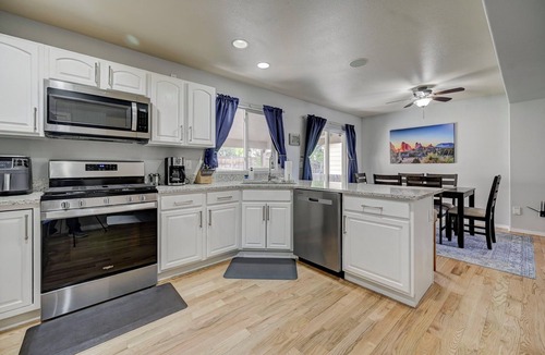 Security-Widefield House | Front Range Getaway - 4 beds with Jacuzzi