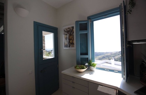 Tinos Town Villa | Fully equipped island villa in Triantaros Tinos , Cyclades