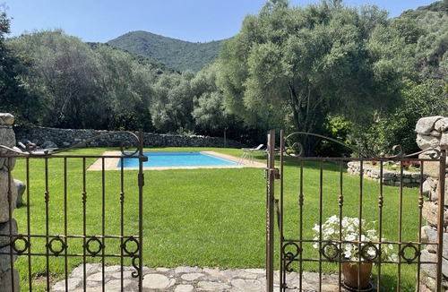 Lama House | Fully renovated 18th century mill for rent, 15min from the sea