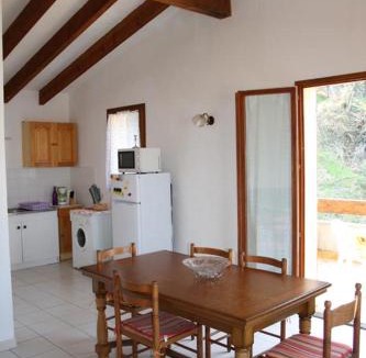 Cozzano Apartment | Gîtes à COZZANO