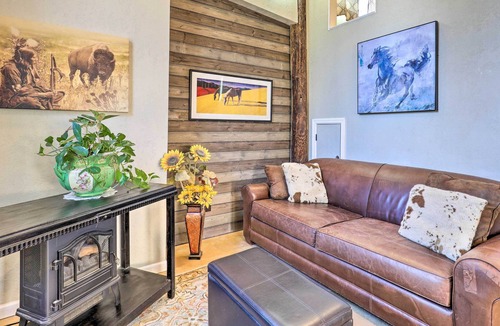 Tanque Verde Apartment | 'G' Private Gate House on an Equestrian Estate!