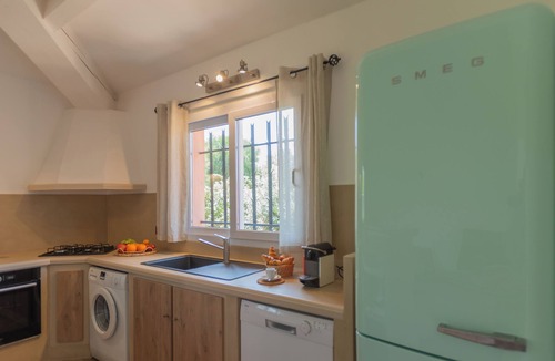 Lecci Villa | GARDEN VILLA 3 MINUTES WALK FROM CALA ROSSA BEACH - RESIDENCE MARINA ROSSA