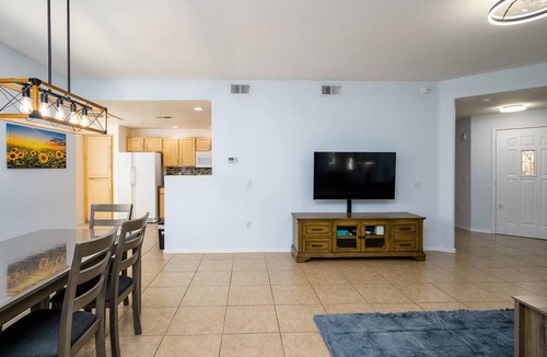 North Scottsdale Condo | Gated 2/2 in Great North Scottsdale Location