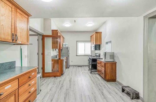 Shaver Lake Cabin | Gather at Shaver Lake Lodge - 7 bedrooms and sleeps 26 comfortably