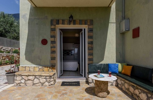 Mousata Apartment | Gerasimos Studio | Nikos & Vassilis Apartments