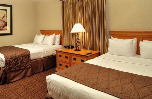 Pinetop Resort | Get Ready for Adventure! 3 Great Units, Minutes to Hiking, Biking, Golf