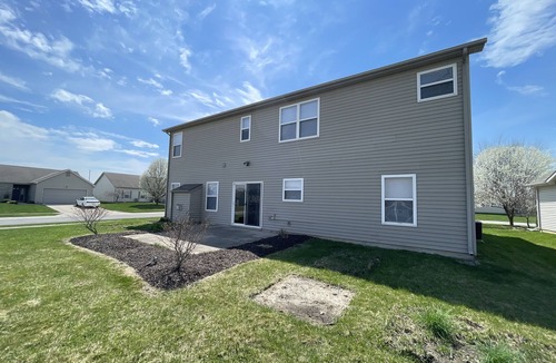 Huntertown House | Giant Jacobus! 5 Bedroom Mini Mansion! Sleeps 14+
