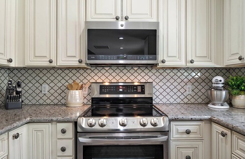 Gilbert House | Gilbert Home, Walk to Downtown, Restaurants, Nightlife 10+ location!