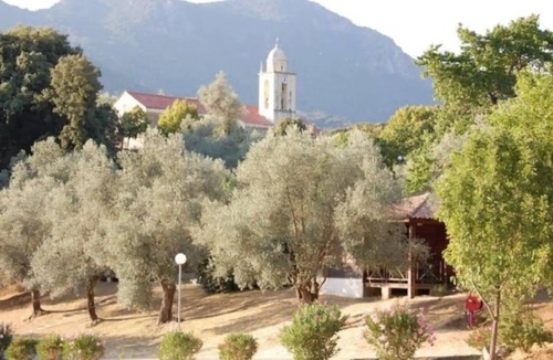 Grosseto-Prugna Ski Chalet | Gites 4/5 pers. in Grosseto-Prugna in Corsica between sea and mountains