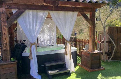 Omessa Bed & Breakfast | GITES O FIL DE L'EAU piscine spa accès rivière