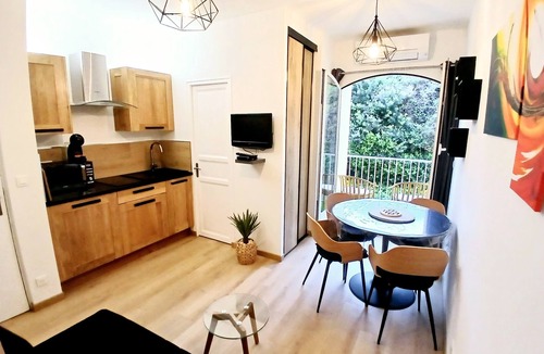 Marine de Saint Ambroggio Apartment | Gites-sassone, Studio Entre Calvi et L'ile Rousse, au Bord de mer