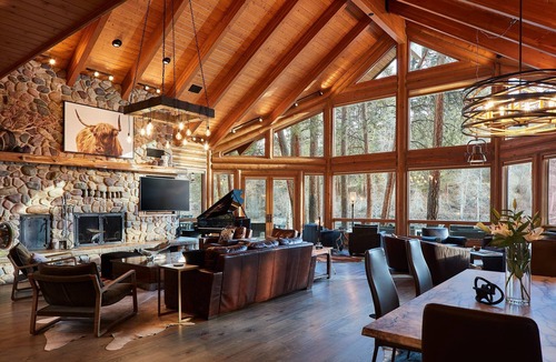 Grantsdale Cabin | Glamping Cabin on the Bitterroot River