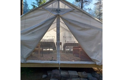 Olney RV Rental | Glamping Wall Tent 8/ 2 Queens