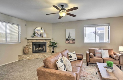 La Buena Vida House | Glendale Escape w/ Pool ~ 1 Mi to Westgate!